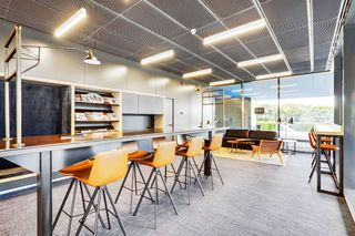 Oficina en alquiler en Can Mates - Volpelleres en Sant Cugat del Vallès