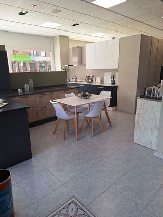 Local comercial en venta en Amorebieta-Etxano