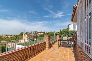 Chalet en venta en Otura