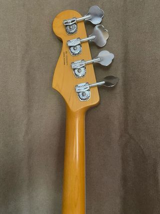 Bajo Fender Ultra Jazz Bass