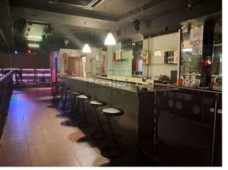Bar en venta en Almendrales en Madrid