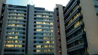 Oficina en alquiler en Costillares en Madrid