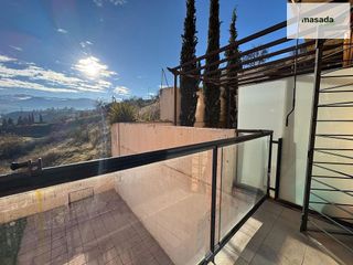 Piso en alquiler en Bola de Oro - Serrallo en Granada