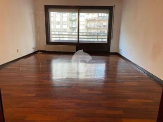 Piso en alquiler en Praza España - Casablanca en Vigo