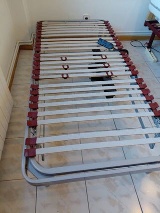 Somier- Cama articulada metálica y de madera