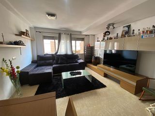 Piso en venta en Zona Piscinas en Burriana