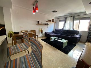 Piso en venta en Zona Piscinas en Burriana