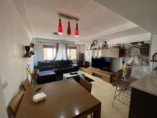 Piso en venta en Zona Piscinas en Burriana