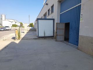 Nave industrial en alquiler en Sils