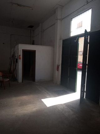 Local comercial en alquiler en Arco Norte - Avda. España en Dos Hermanas