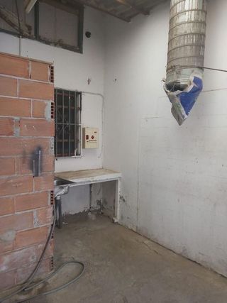 Local comercial en alquiler en Arco Norte - Avda. España en Dos Hermanas