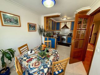 Casa adosada en venta en Lavadores en Vigo