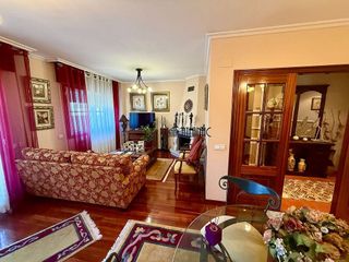 Casa adosada en venta en Lavadores en Vigo