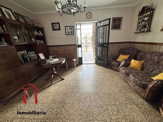 Casa en venta en Zona de Cueva de Menga en Antequera