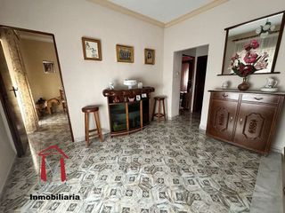 Casa en venta en Zona de Cueva de Menga en Antequera