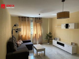 Piso en venta en Santa Rosa - Valdeolleros en Córdoba