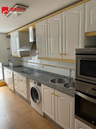 Piso en venta en Santa Rosa - Valdeolleros en Córdoba