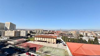 Piso en venta en Campus de la Salud en Granada