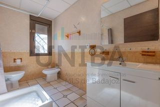 Chalet en venta en Ctra de Sevilla - Ronda sur en Badajoz