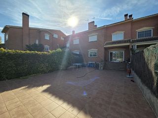 Casa adosada en venta en Villanueva de la Cañada en Villanueva de la Cañada