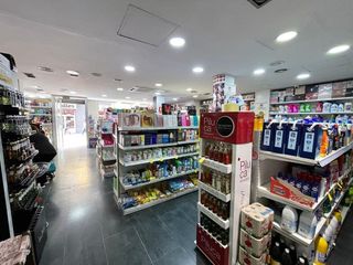 Local comercial en alquiler en San Matías - Realejo en Granada