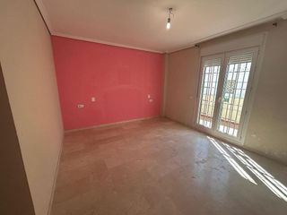 Chalet en venta en Poniente-Norte - Miralbaida - Parque Azahara en Córdoba
