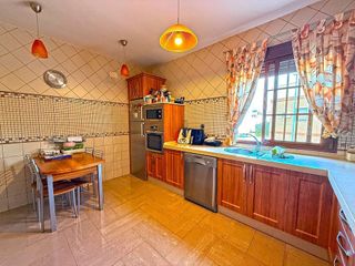 Casa adosada en venta en Coria del Río