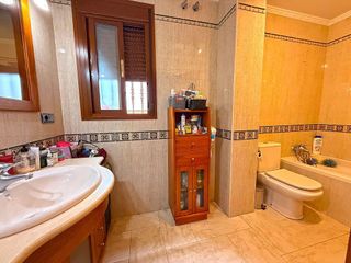 Casa adosada en venta en Coria del Río