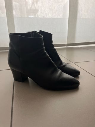 Pack 5 Botines Negros Talla 37.