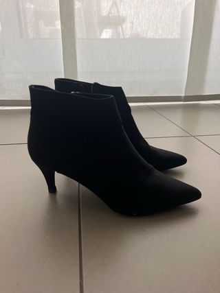 Pack 5 Botines Negros Talla 37.