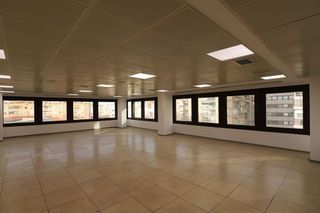 Oficina en alquiler en Castillejos en Madrid