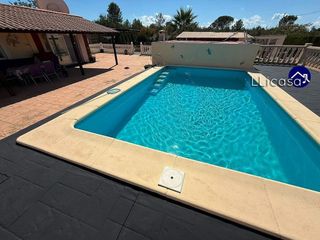 Chalet en venta en Buñol