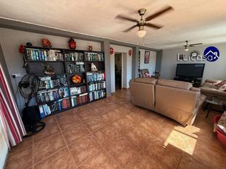 Chalet en venta en Buñol