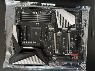 Placa Base Gigabyte X570 Aorus Elite AM4