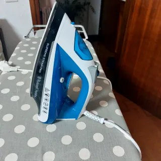 Plancha de vapor Russell Hobbs 2600W