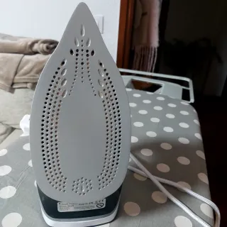 Plancha de vapor Russell Hobbs 2600W