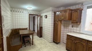 Piso en venta en Ermitagaña - Mendebaldea en Pamplona