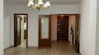 Piso en venta en Ermitagaña - Mendebaldea en Pamplona