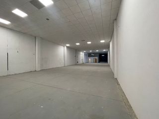 Nave industrial en venta en Valdepelayo - Montepinos - Arroyo Culebro en Leganés