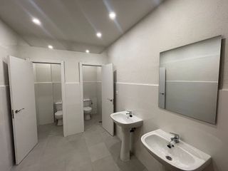 Nave industrial en venta en Valdepelayo - Montepinos - Arroyo Culebro en Leganés