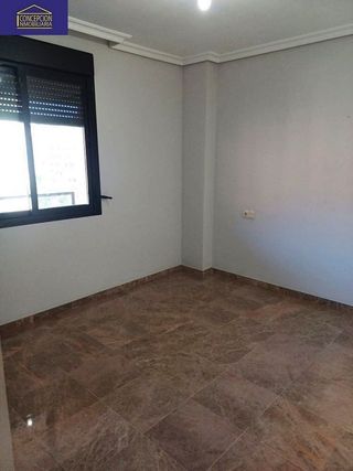 Piso en alquiler en Ciudad Jardín - Zoco en Córdoba