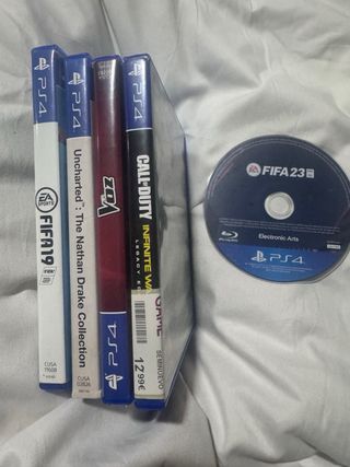 PS4 (Playstation 4) Negra + Mando y Juegos