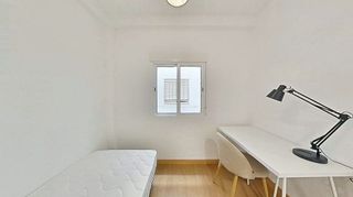 Piso en alquiler en Carolinas Altas en Alicante