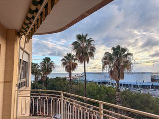 Piso en alquiler en Centro en Torrevieja