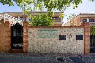 Casa pareada en venta en Cerrillo de Maracena - Periodistas en Granada