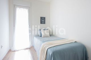 Piso en venta en La Calzada en Sevilla