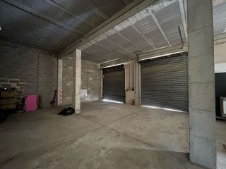 Nave industrial en venta en Algaida