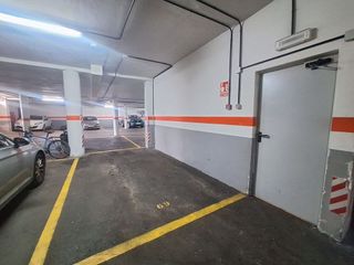 Garaje en venta en Viesques en Gijón