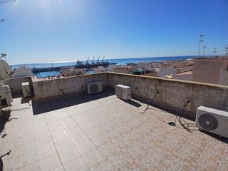 Piso en venta en Puerto de Garrucha en Garrucha