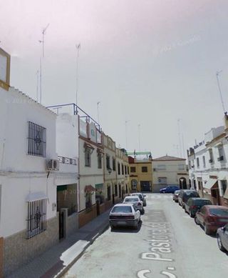 Casa adosada en venta en La Paz en Alcalá de Guadaira